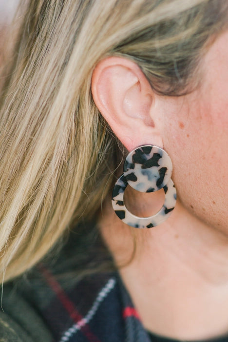 Blonde Tortoise Doorknocker Earrings